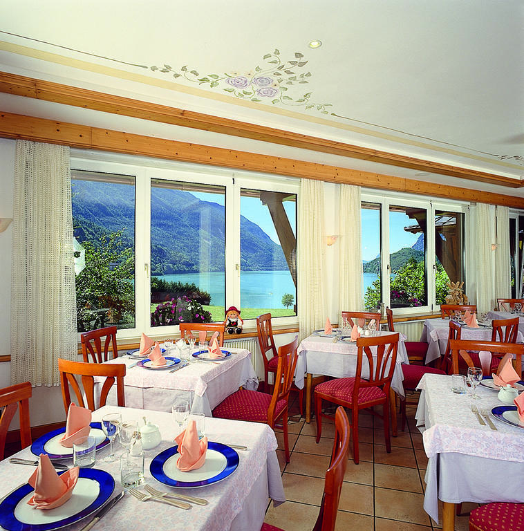 Hotel Des Alpes Molveno Dış mekan fotoğraf