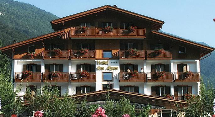 Hotel Des Alpes Molveno Dış mekan fotoğraf
