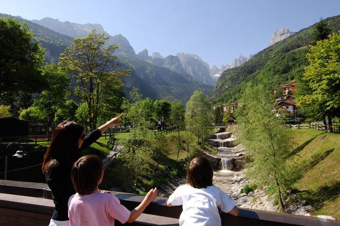 Hotel Des Alpes Molveno Dış mekan fotoğraf